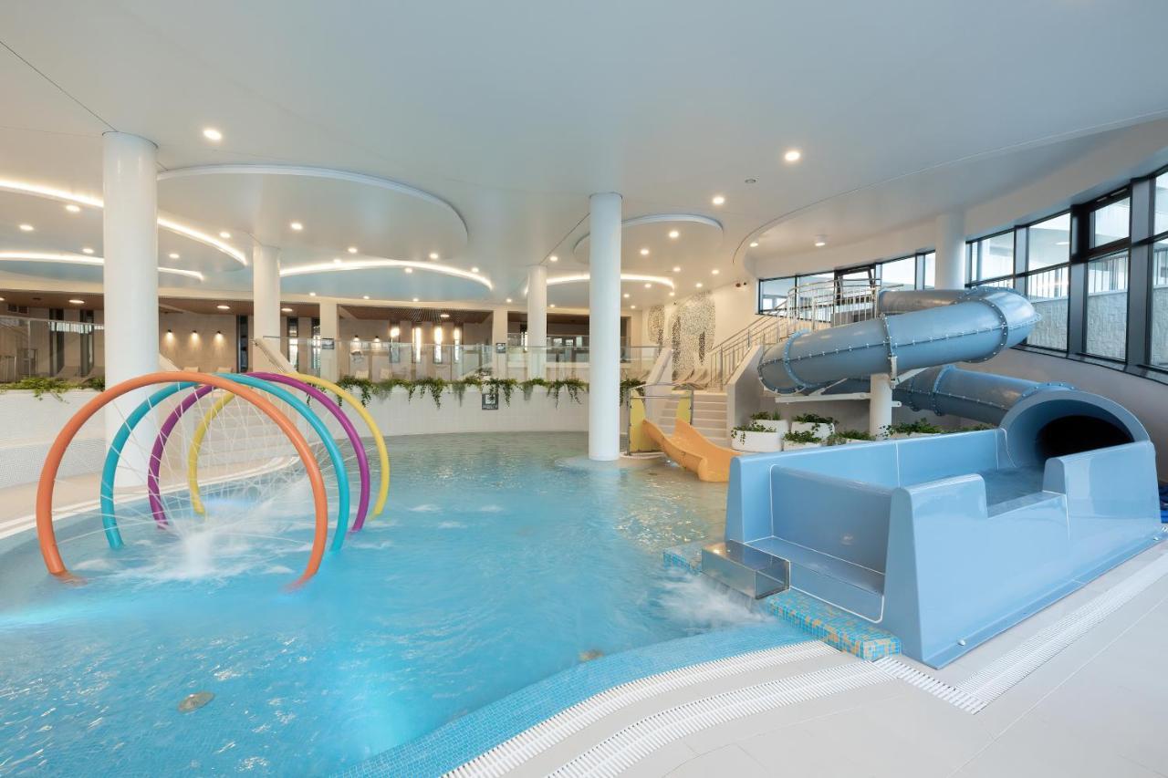 Polanki Aqua Apartment Spa & Basen By Noclegi Renters كولوبرزيغ المظهر الخارجي الصورة